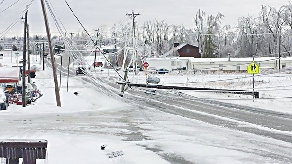 “THE SKY IS FALLING” – ICE STORM DEVASTATES THE PLATEAU: PICTURES 
